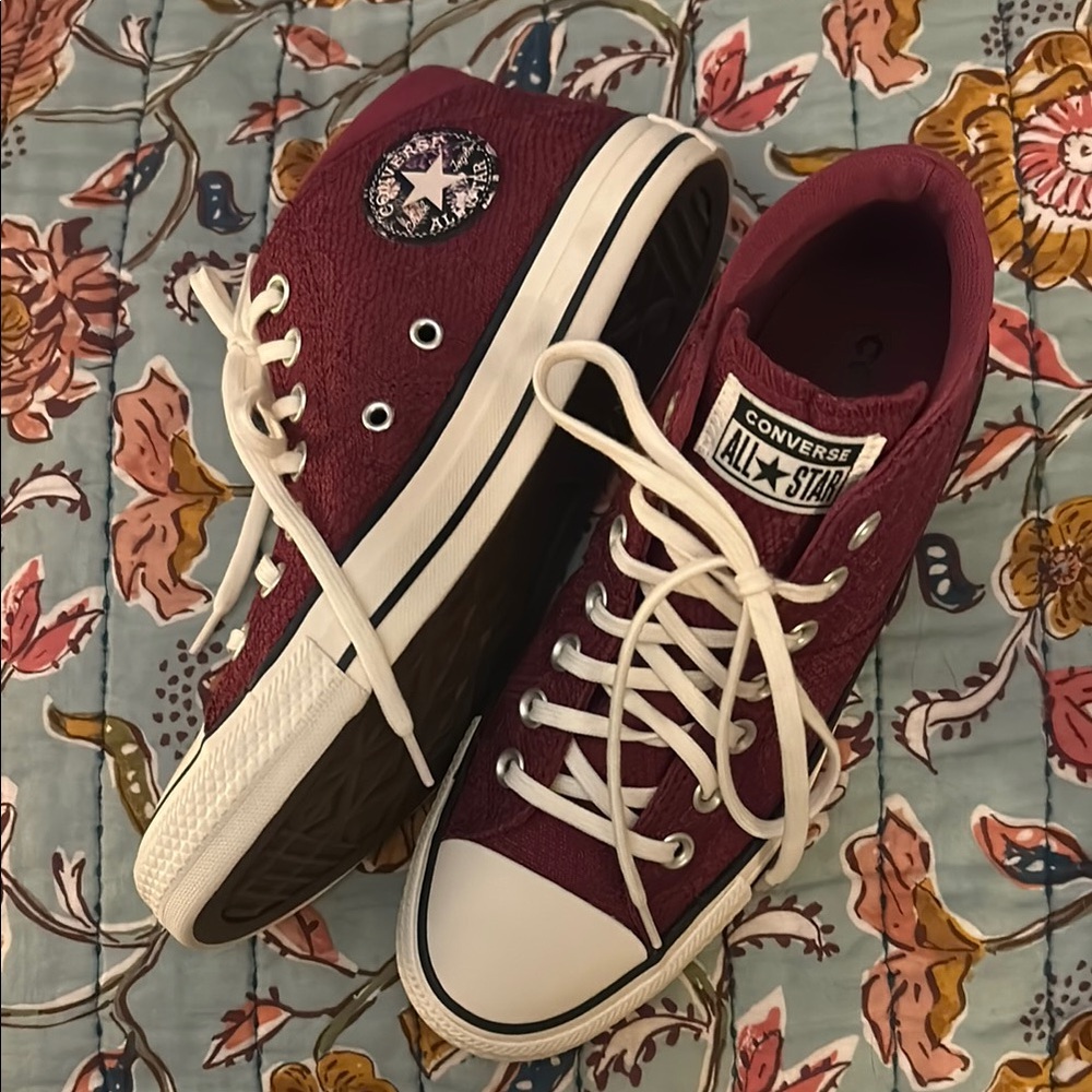 Converse All Star Burgundy Sneakers